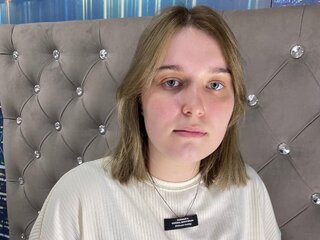 EmmaWonka adult
