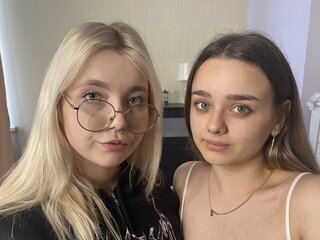 JulieAndLira livejasmin